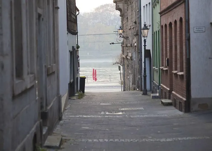 Baynunah Drachenfels Hotel Koenigswinter