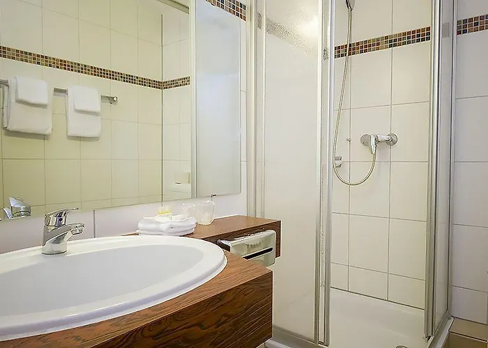 Hotel Baynunah Drachenfels 3*